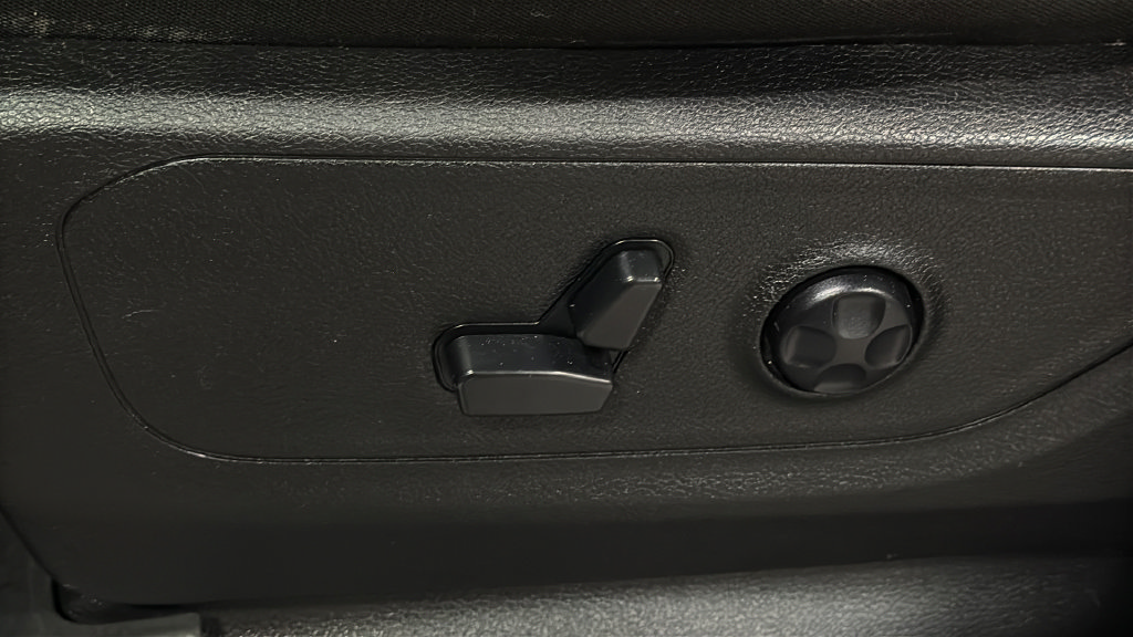 Used 2019 RAM 1500 Big Horn AWD/4WD image 21