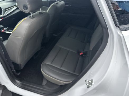 Certified 2024 Chevrolet Trax ACTIV w/ Sunroof Package image 5