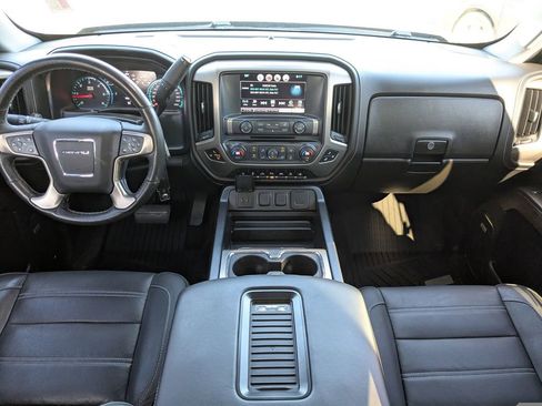Used 2018 GMC Sierra 1500 Denali w/ Denali Ultimate Package AWD/4WD image 17