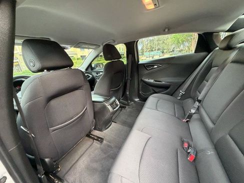 Used 2020 Chevrolet Malibu LT FWD image 33