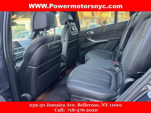 Used 2021 BMW X7 xDrive40i w/ Premium Package AWD/4WD image 32