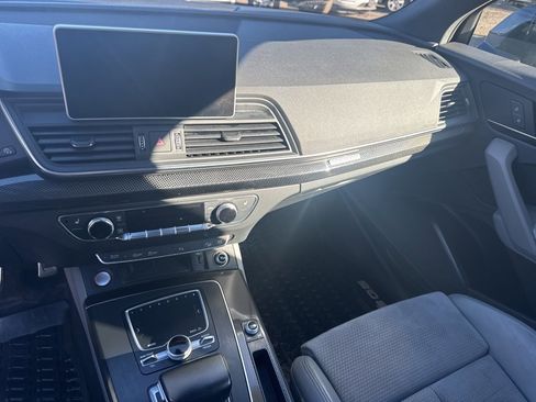 Used 2019 Audi SQ5 Premium Plus w/ Premium Plus Package image 24