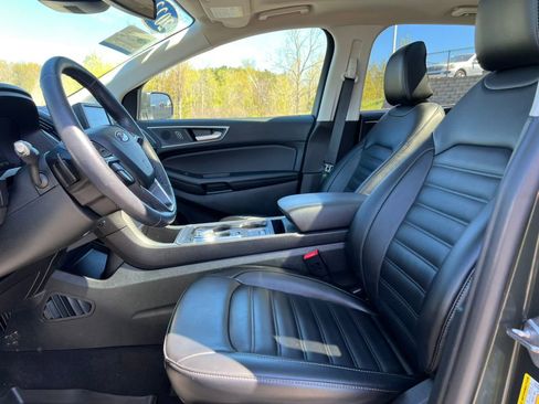 Used 2023 Ford Edge SEL w/ Convenience Package AWD/4WD image 3