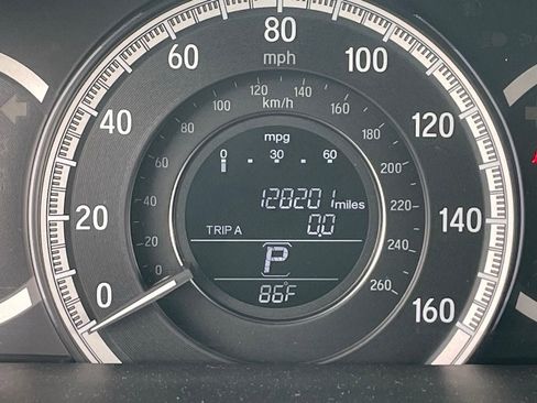 Used 2017 Honda Accord LX image 11