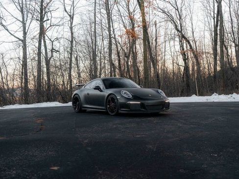 Used 2015 Porsche 911 GT3 image 27