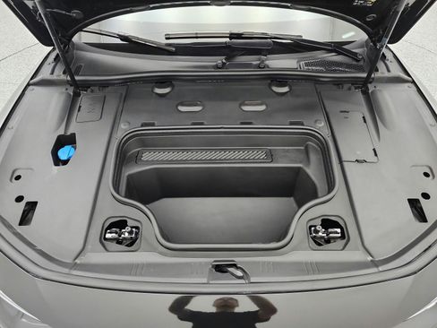 Used 2025 Audi A6 e-tron Premium Plus w/ Premium Plus AWD/4WD image 14