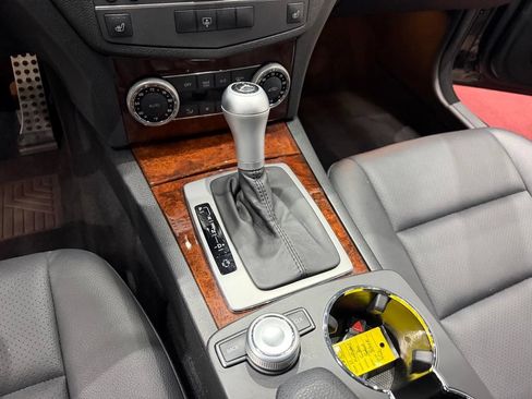 Used 2011 Mercedes-Benz C 300 4MATIC Sedan image 47