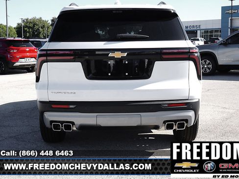 New 2026 Chevrolet Traverse LT w/ Driver Confidence Package image 6