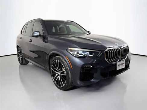 Used 2019 BMW X5 xDrive40i w/ M Sport Package AWD/4WD image 3