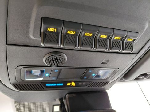 Certified 2024 Ford Bronco Wildtrak image 39