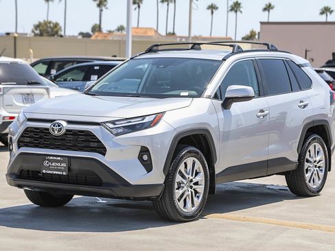 Used 2025 Toyota RAV4 XLE Premium w/ Weather Package FWD image 3