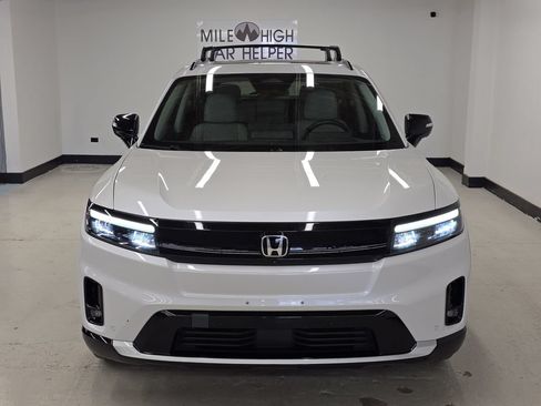 Used 2024 Honda Prologue Elite image 2