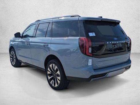 New 2025 Ford Expedition Platinum w/ Driver's Package image 7