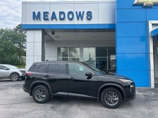 Used 2024 Nissan Rogue S video 2