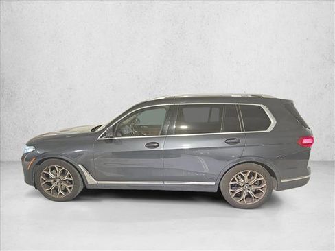 Used 2022 BMW X7 xDrive40i w/ Premium Package image 8