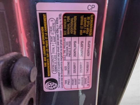 Certified 2023 Subaru Forester image 22