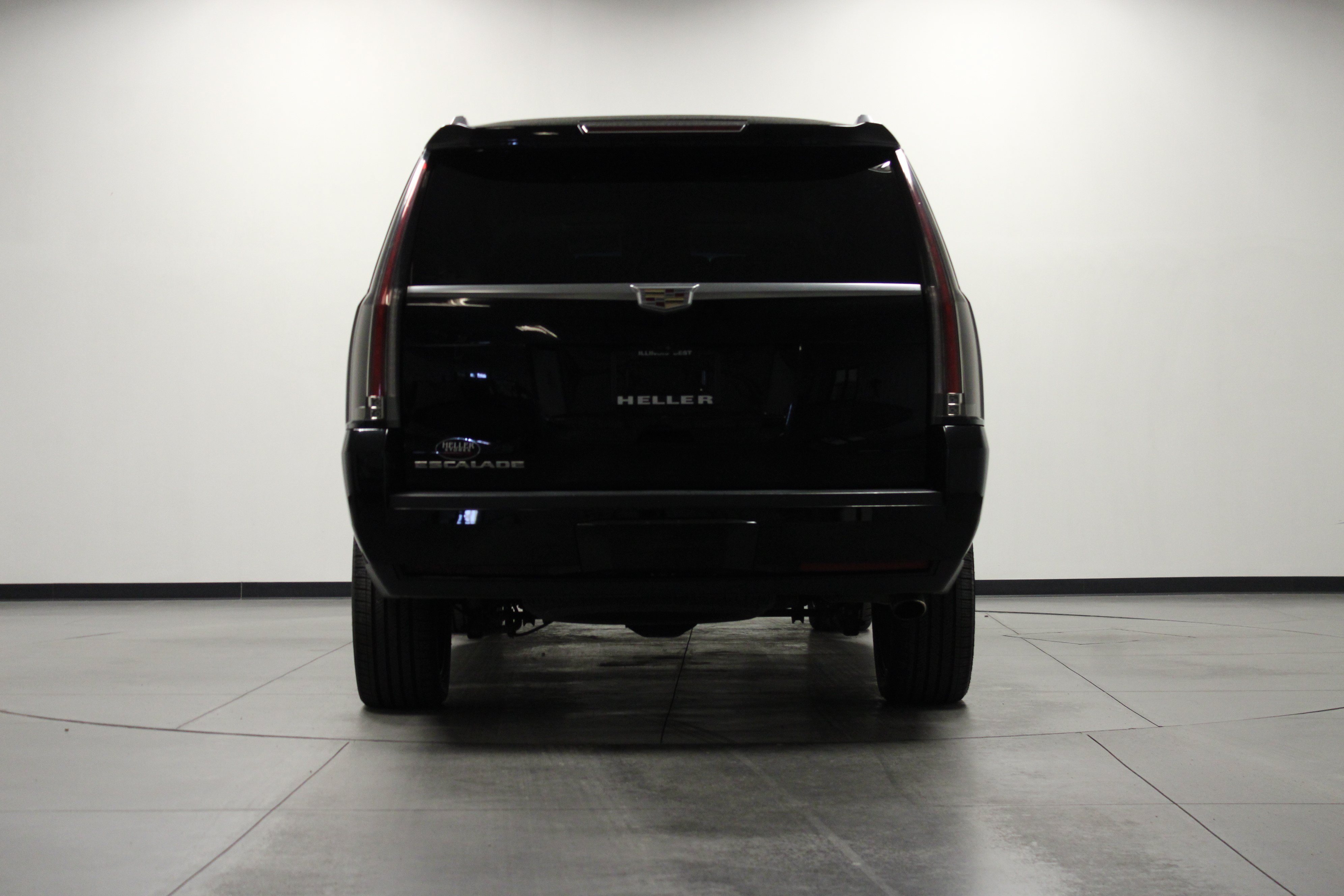 Used 2019 Cadillac Escalade ESV Luxury AWD/4WD image 5