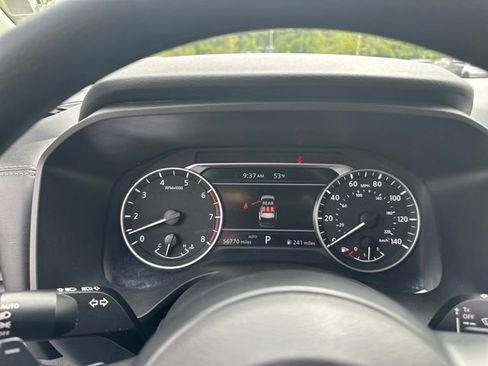 Used 2024 Nissan Rogue SV AWD/4WD image 13