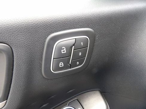 Certified 2020 Ford Escape SEL FWD image 25