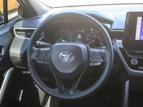Used 2023 Toyota Corolla Cross AWD Hybrid image 14