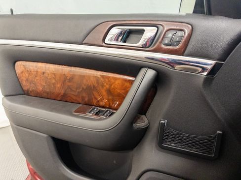 Used 2014 Lincoln MKS AWD w/ Equipment Group 201A image 26