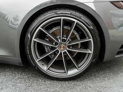 Used 2020 Porsche 911 Carrera RWD image 31