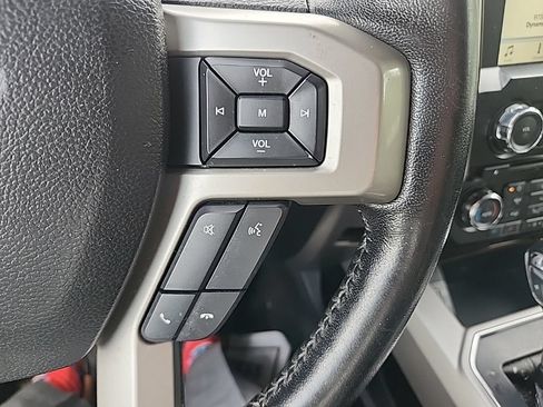Used 2017 Ford F150 Lariat AWD/4WD image 14