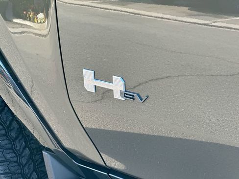 Used 2025 GMC Hummer EV 3X w/ LPO, Cargo Utility Package image 33