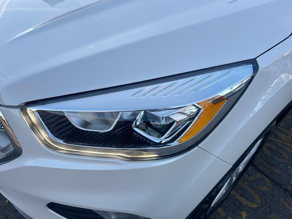 Used 2019 Ford Escape SEL AWD/4WD image 20