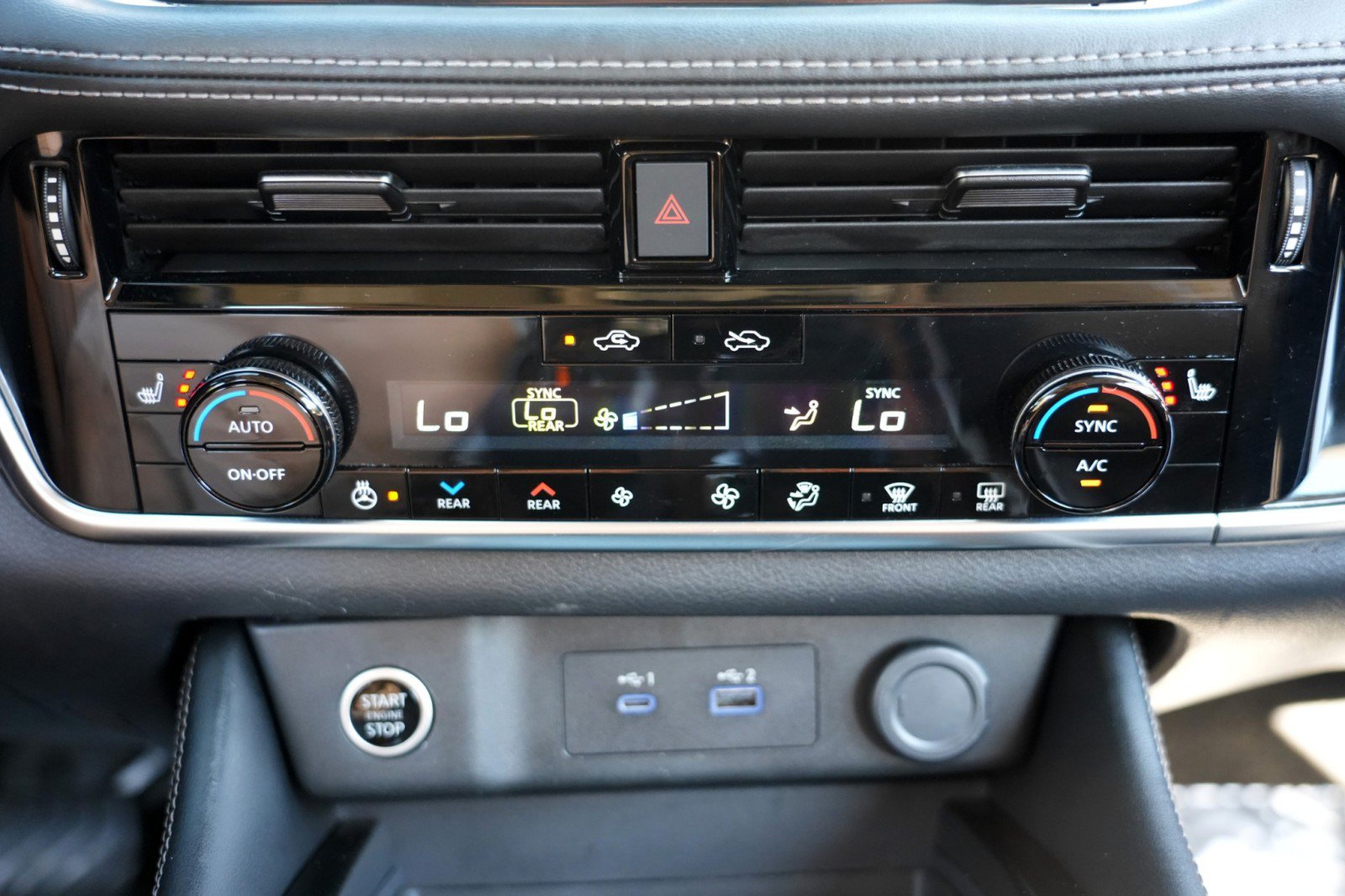 Used 2023 Nissan Rogue SL w/ SL Premium Package FWD image 27