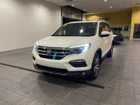 Used 2018 Honda Pilot Touring image 28