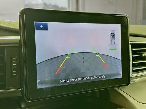 Used 2024 Ford Explorer XLT w/ Equipment Group 202A image 22