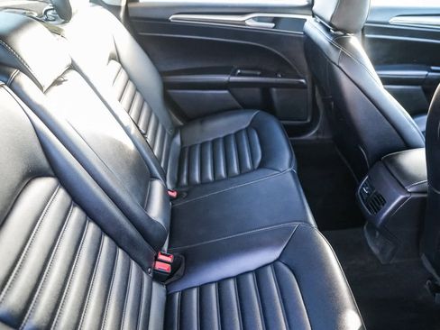 Used 2020 Ford Fusion SEL image 16