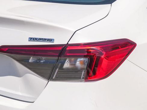 Used 2022 Honda Civic Touring image 10