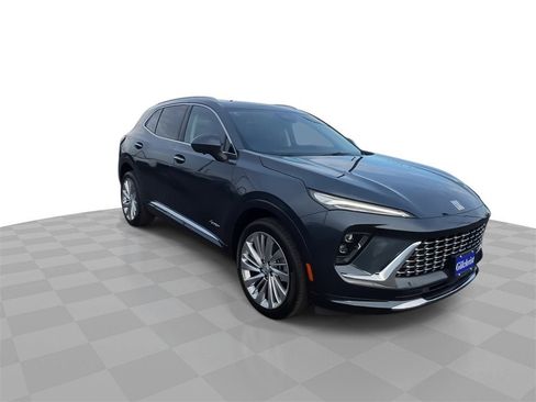 New 2026 Buick Envision Avenir image 2