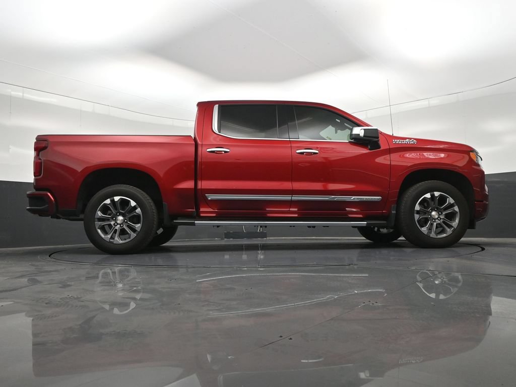 Used 2025 Chevrolet Silverado 1500 High Country RWD image 30