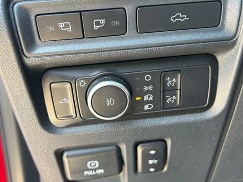 Used 2022 Ford F150 Platinum w/ Equipment Group 701A High AWD/4WD image 15