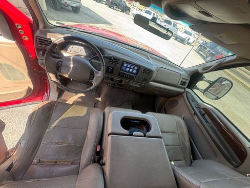 Used 2002 Ford F350 Lariat AWD/4WD image 4