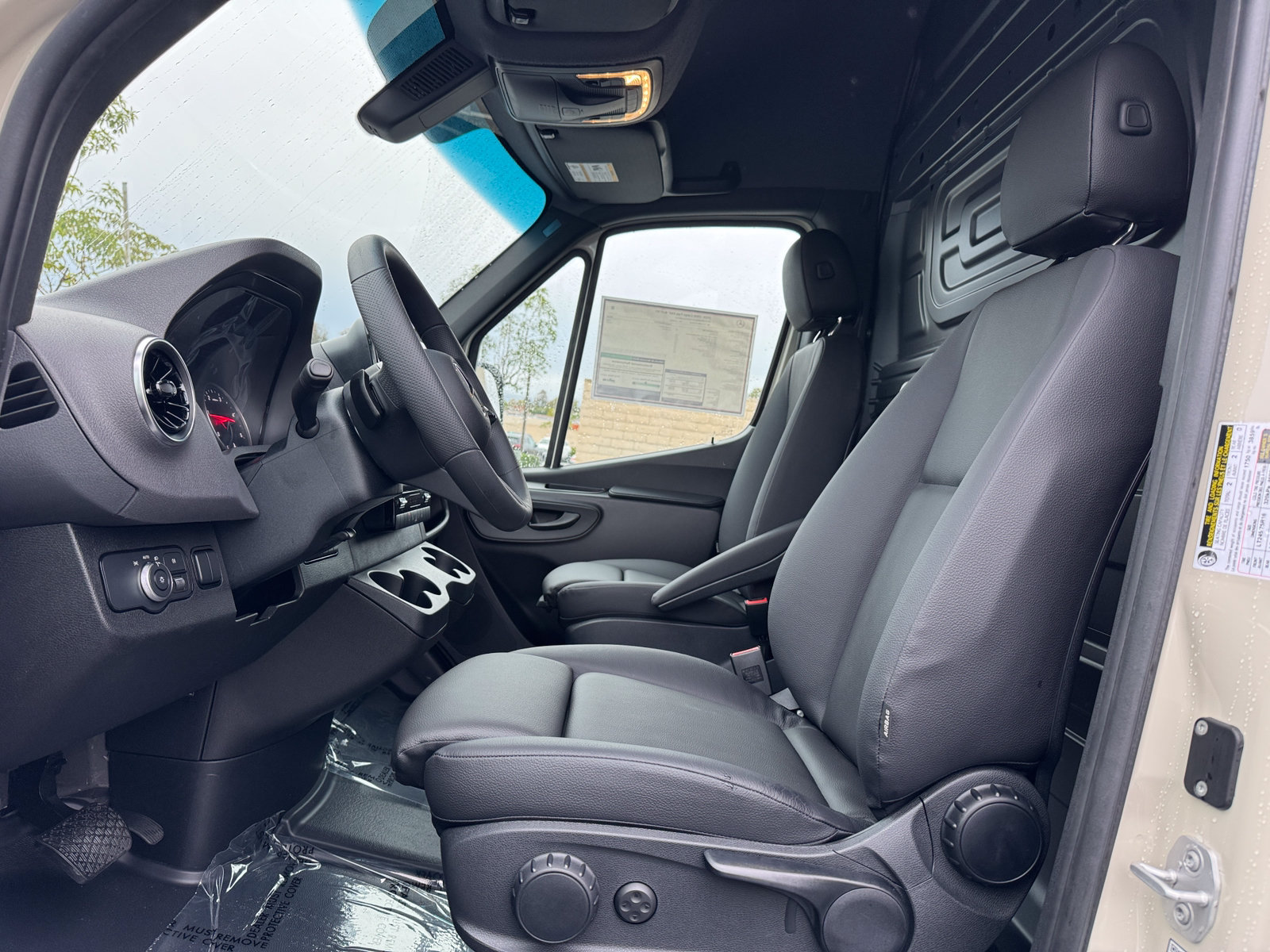 New 2026 Mercedes-Benz Sprinter 2500 image 2