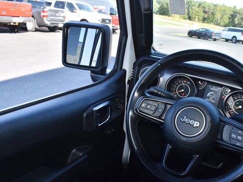 Used 2022 Jeep Gladiator Sport image 19