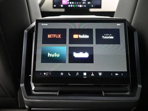 Used 2024 Tesla Cybertruck AWD Crew Cab image 21