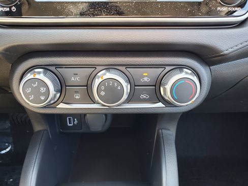 New 2025 Nissan Versa S w/ Trunk Package image 25