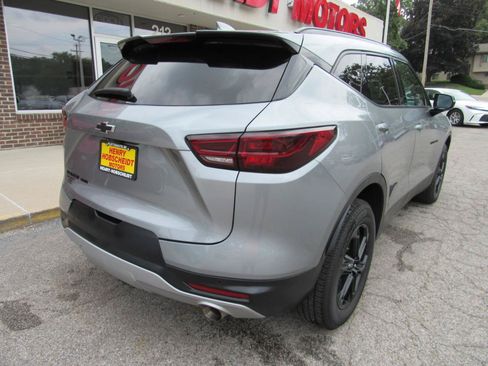 Used 2025 Chevrolet Blazer LT w/ Sound & Technology Package AWD/4WD image 12