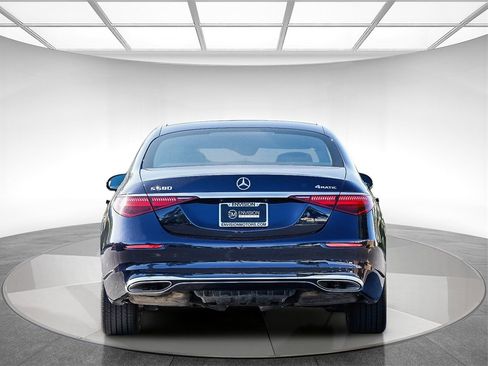 Used 2024 Mercedes-Benz S 580 4MATIC Sedan image 3