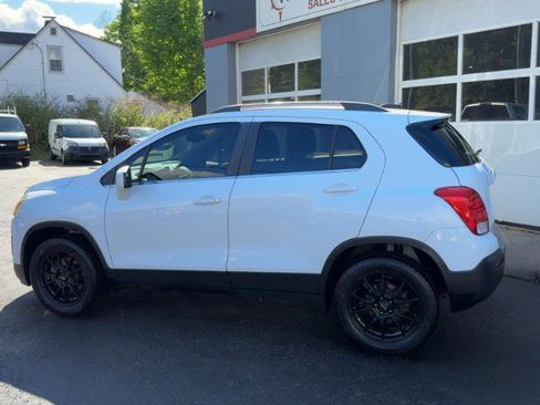 Used 2015 Chevrolet Trax LT w/ LT Plus Package AWD/4WD image 7