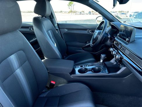 Used 2025 Honda Civic Sport image 23