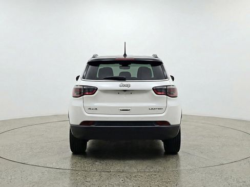 Used 2025 Jeep Compass Limited image 7