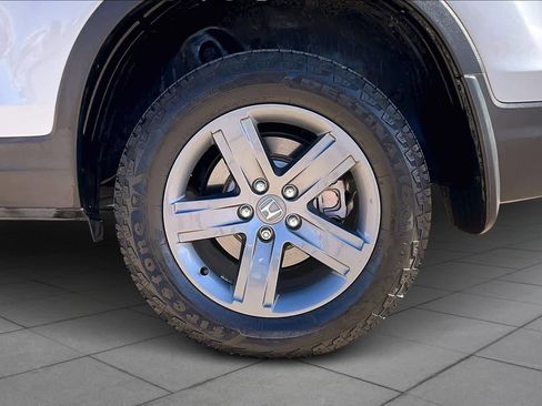 Used 2023 Honda Ridgeline RTL-E image 11