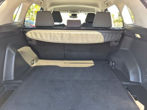 Used 2025 Toyota RAV4 XLE FWD image 6