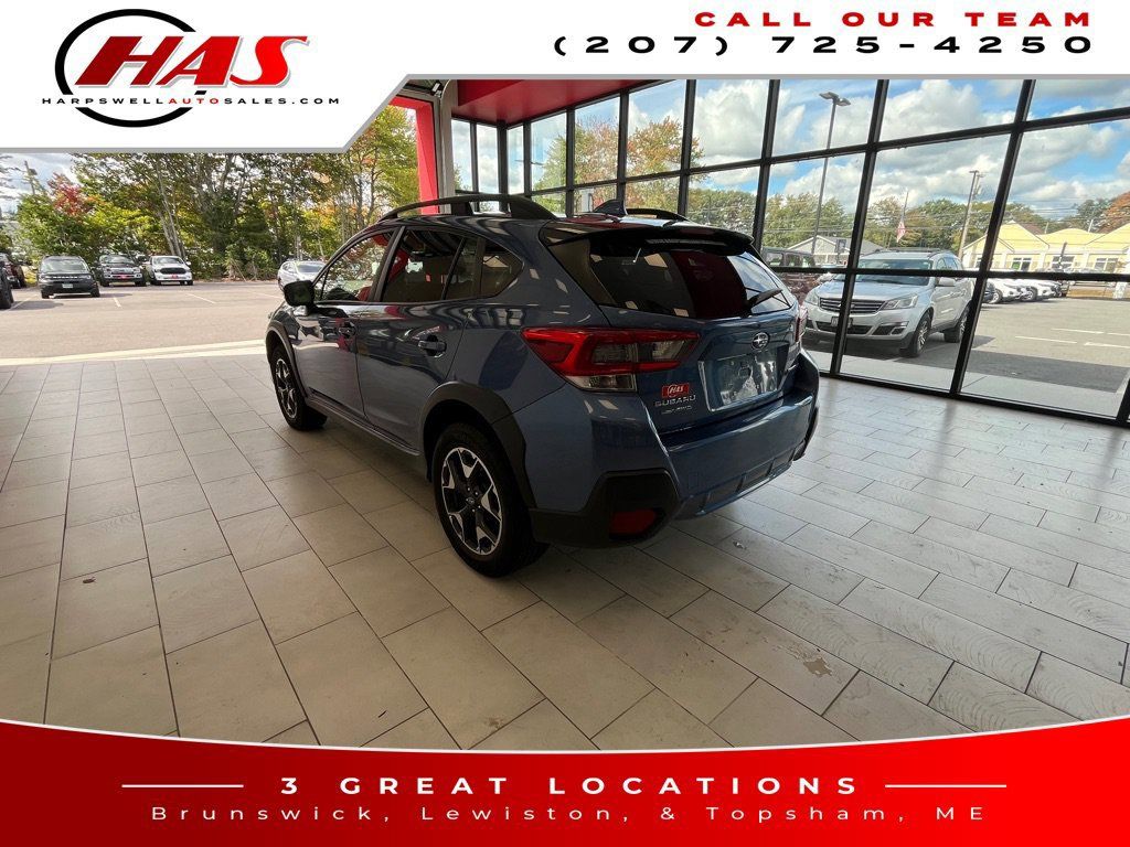 Used 2020 Subaru Crosstrek 2.0i Premium AWD/4WD image 3